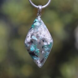 Chrysokoll in Calcedon 2