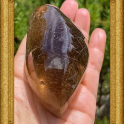 Geschliffene Steine/Skulpturen und Kugeln