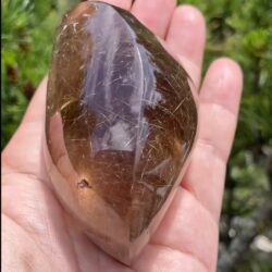 Geschliffene Steine/Skulpturen und Kugeln