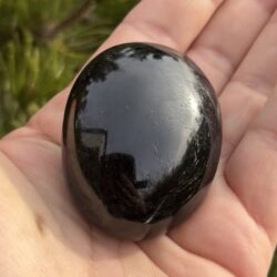 Schwarzer Turmalin (Schörl) Handschmeichler