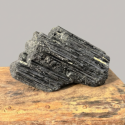 Turmalin (Schörl) Rohstein 1