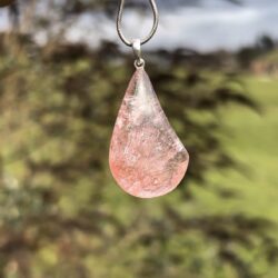 Lepidolith in Quarz 1